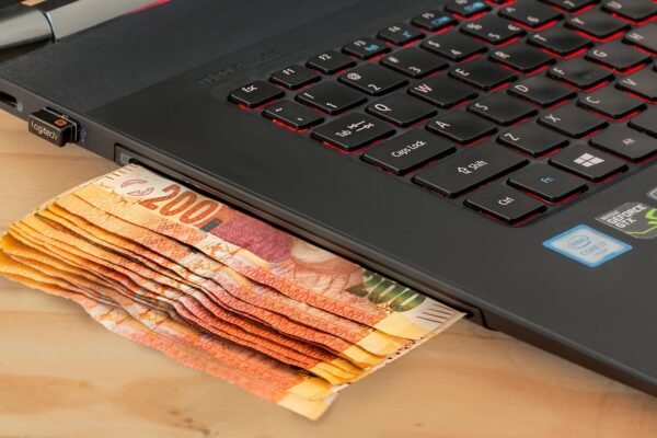 Ephemeral Edge: Harnessing Urgency In Modern Sales