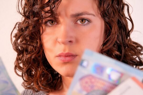 Beyond Interest Rates: Unlocking Savings Account Value