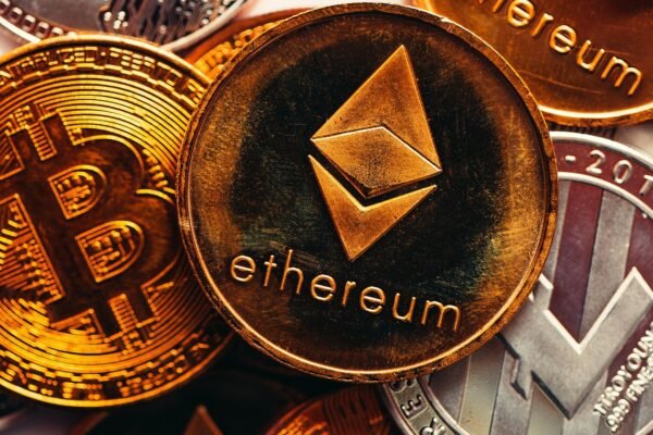 Altcoins: Beyond Bitcoin, Charting The Next Crypto Evolution