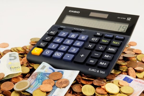 Decoding Market Whispers: Sentiments Impact On Portfolio Resilience