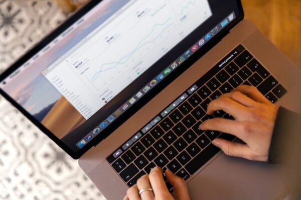 Freelancings Frontier: Navigating AI, Ethics, And Global Pay.