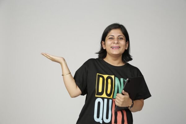 Beyond Words: Unearth Lucrative Copywriting Gig Niches
