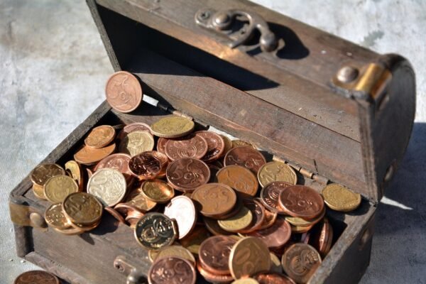 Mortgage Maze: Unlocking Rates & Recession Realities