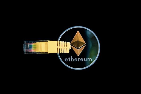 Beyond Bitcoin: Unearthing Altcoins With Real-World Utility
