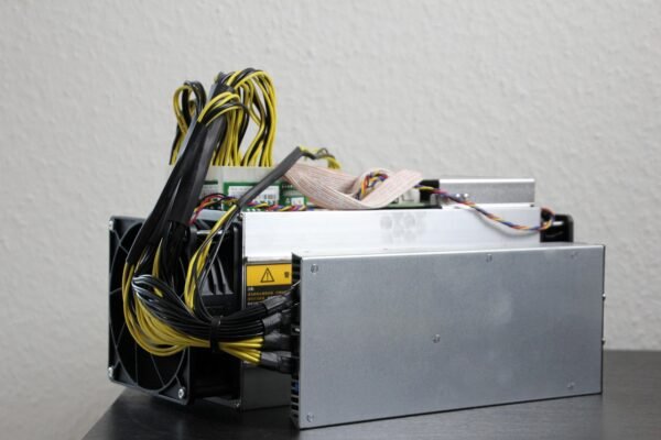 Stakings Green Promise: Energy Efficiency And Proof-of-Stake