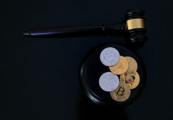 Cryptos Regulatory Maze: Shaping Tomorrows Digital Economy