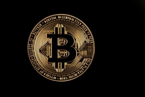 Stablecoins: Beyond Pegs, Towards Algorithmic Resilience