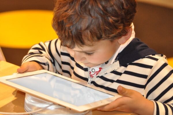 Mobile App Innovation: Beyond Functionality, Towards Experience