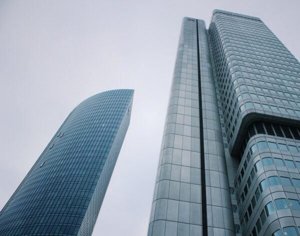 Decoding Market Signals: A Competitive Advantage