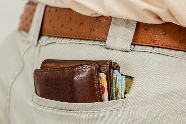 Mutual Funds: Decoding Hidden Fees, Maximizing Returns