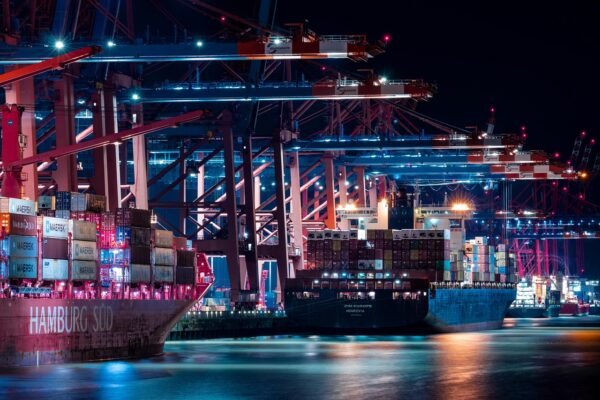 Dropshipping: Building Brand Loyalty Beyond The Middleman